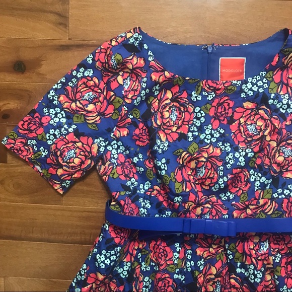 Modcloth Dresses & Skirts - Modcloth Floral Fit & Flare Dress